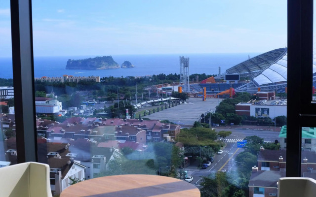 Seogwipo JS Hotel