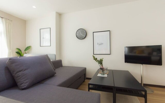 Koizumi Building 5M5B