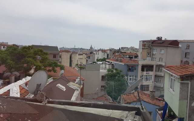 Taksim Taila Apartments No 3