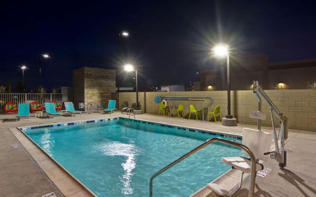 Home2 Suites by Hilton Palmdale, CA