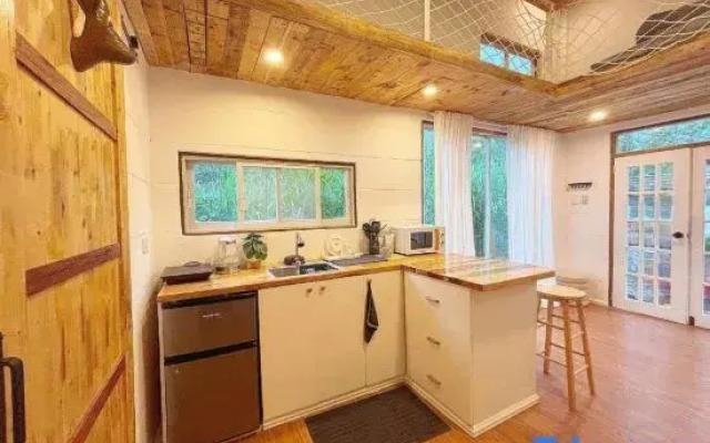 Tiny House in Dahilayan