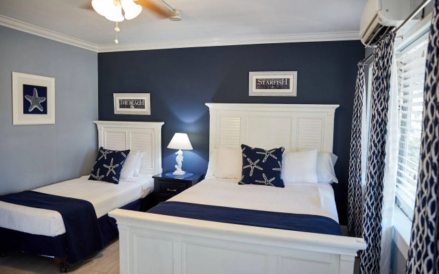 Seascape Resort & Marina