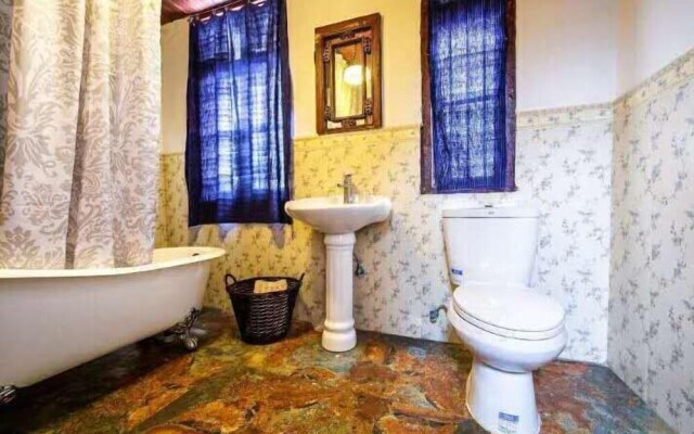 The Glanceback Garden Guest House