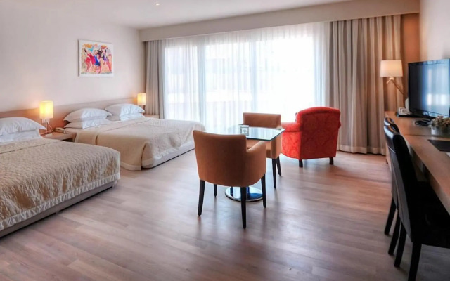 LVZZ Hotel - Boutique Class