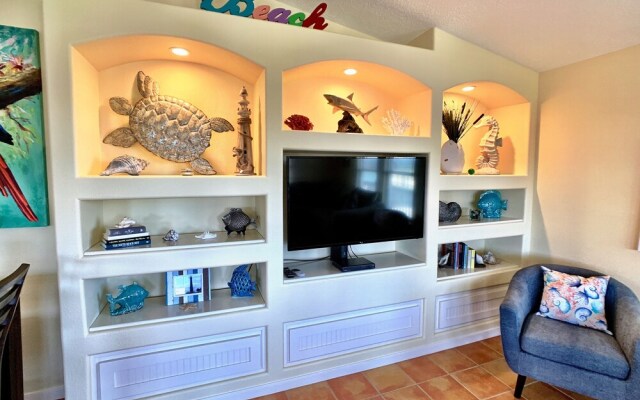 Just Beachy 2 - 3 Br Home