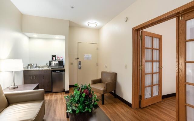 Red Roof Inn PLUS+ Tempe - Phoenix Airport