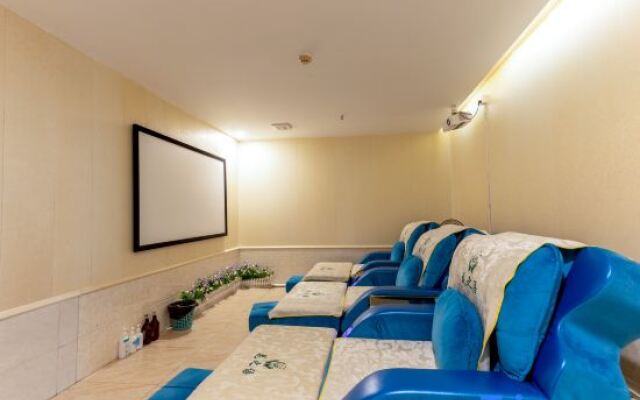 Yijia Business Hotel (Guangzhou Huadu Shiling Leather City)