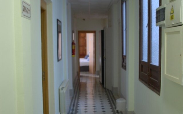 La Perla Granada Suites