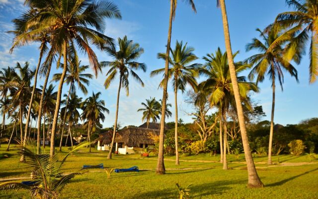 HillPark Hotel - Tiwi Beach