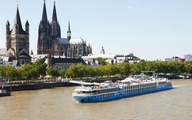 MesseCruise Business Hotelship Düsseldorf