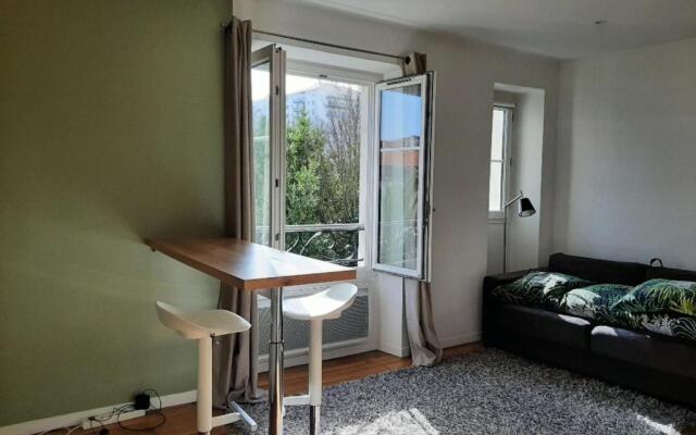 Appartement Biarritz, 1 pièce, 2 personnes - FR-1-239-612