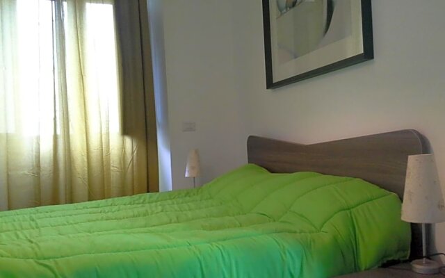 La Cage Aux Folles BB