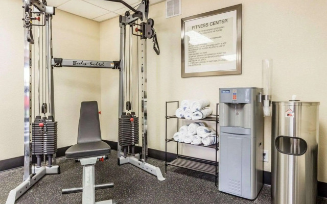 Quality Inn Mt. Pleasant - Charleston