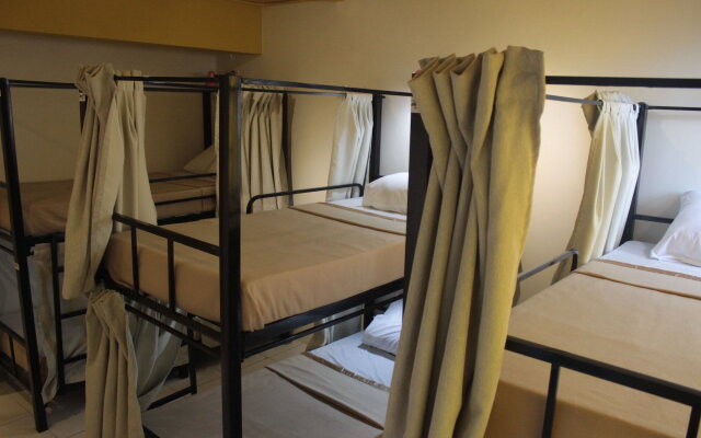 BGC Hostel And Dorm - QC