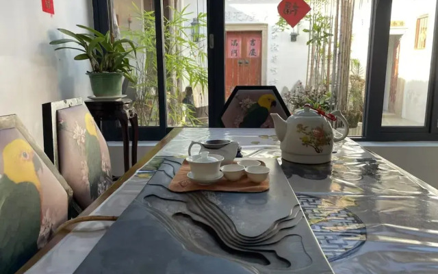 Serenity Courtyard Hotel