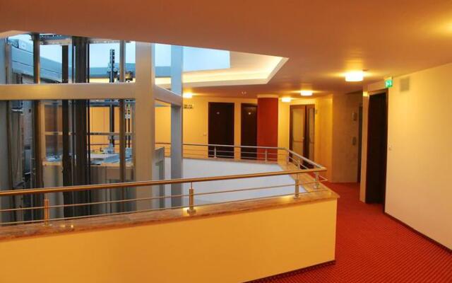 Hotel Carpati