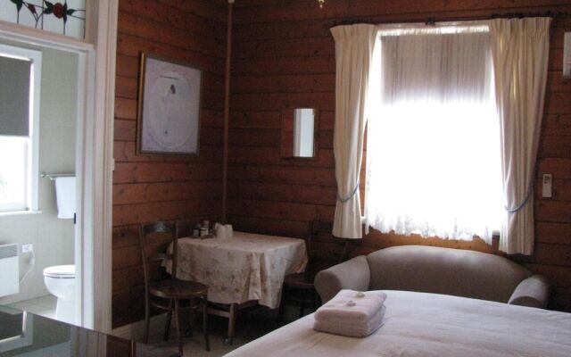 Triabunna Cabin and Caravan Park
