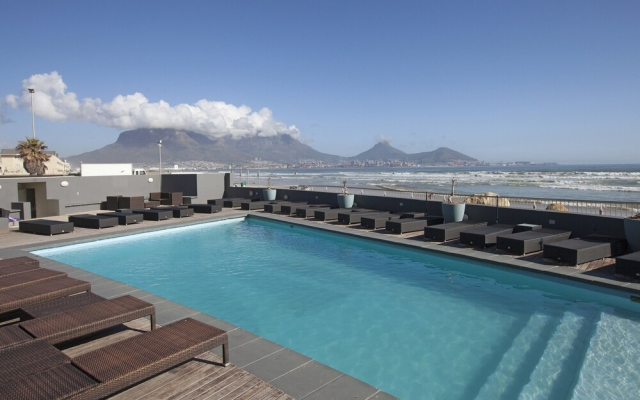 Lagoon Beach 237 by CTHA