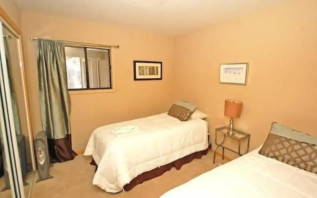 3513 Pony Express 3 Bedroom Home by RedAwning