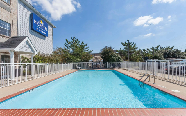 Microtel Inn & Suites by Wyndham Nashville