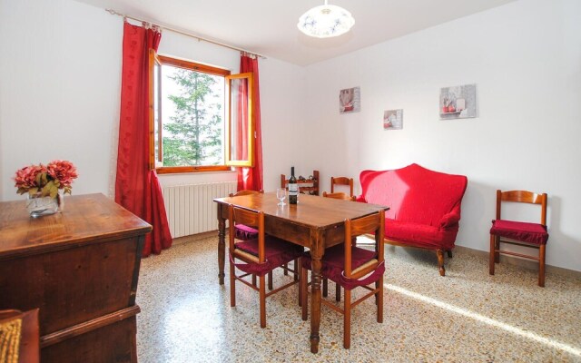 Nice Apartment in Montecatini Terme With Wifi, 2 Bedrooms and Outdoor Swimming Pool