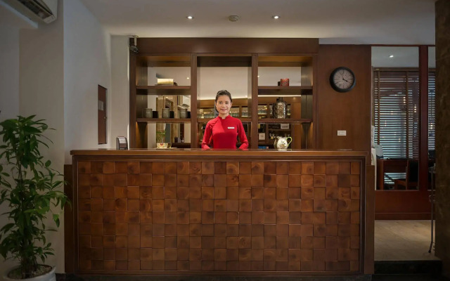 Hanoi E Central Hotel