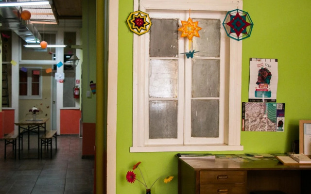 Hostal Tricontinental