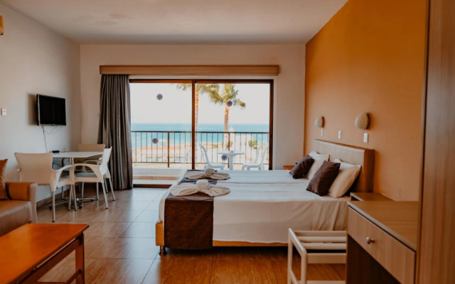 Penelope Beach Hotel Apts