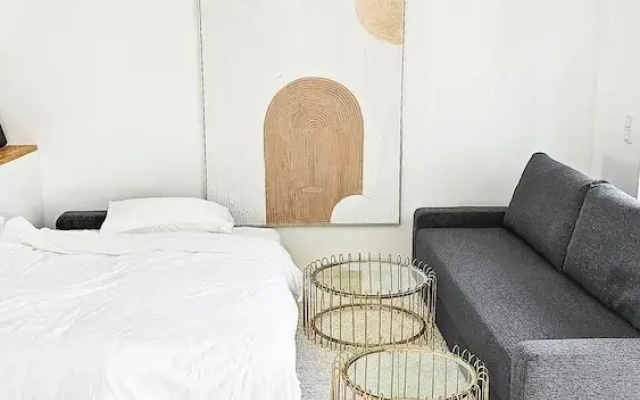Luxus Neubau 65m2 City Wohnung- Re