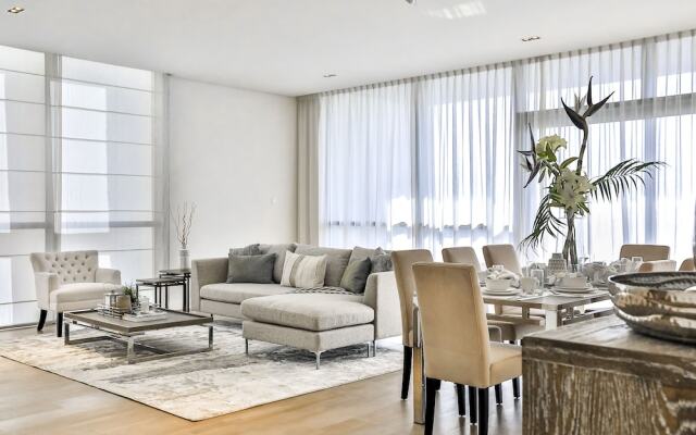 Driven Holiday Homes - City Walk 11A