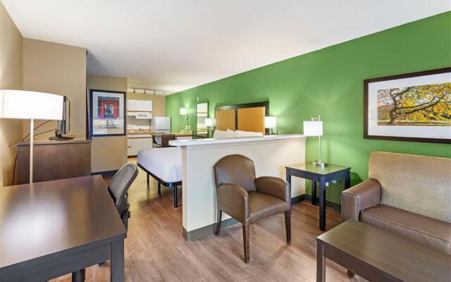 Extended Stay America Suites Washington DC Falls Church