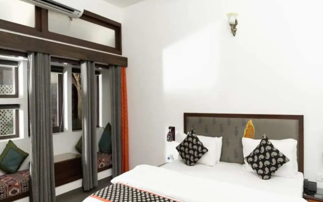 The Ten Suites