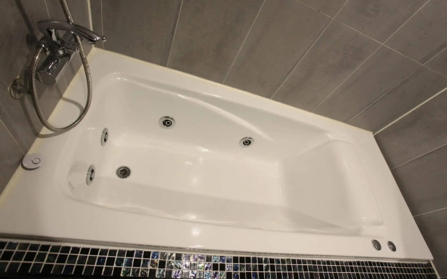VIV Classic Hotel