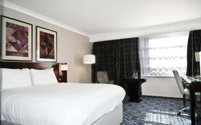 Crowne Plaza Liverpool - John Lennon Airport by IHG