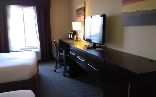 Holiday Inn Express Hotel & Suites Waterford by IHG
