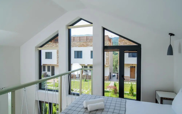 Taniqinn Dilijan Cottages