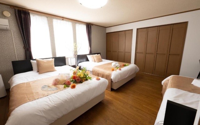 ✩琉楓✩3階建ての一軒家✩ 4Ldk最多16名様ご宿泊可能の贅沢な和モダン空間 – Guest Rooms – Sapporo