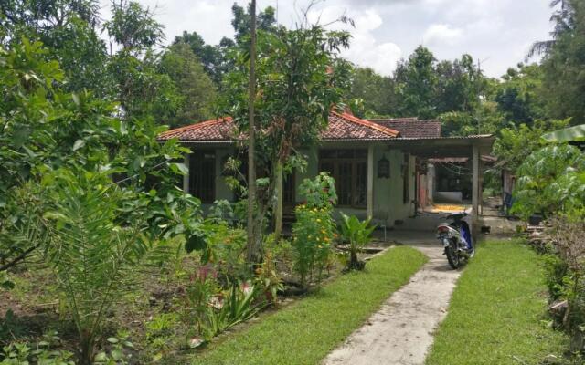 Homestay Miftah Syariah - Hostel