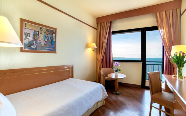 Delfino Taranto Hotel