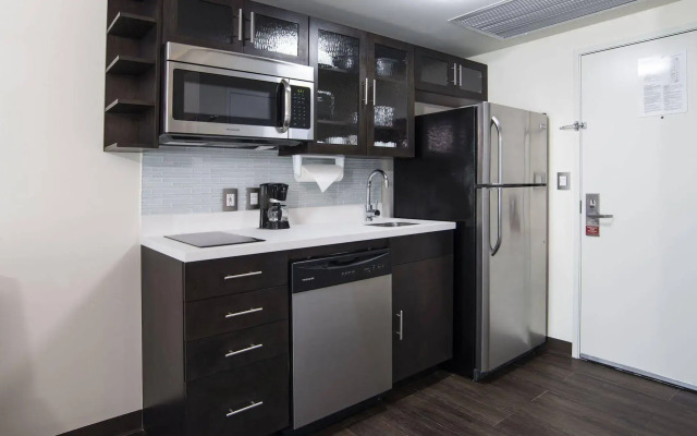 Candlewood Suites Queretaro Juriquilla by IHG