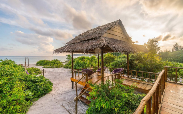 Royal Retreat Resort