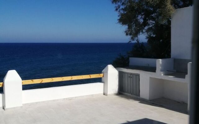 Santorini Summer Lovers House