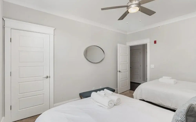 Belwood Manor-across From Parthenon-5 Min Broadway