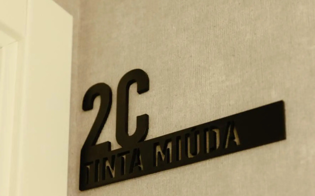 Trindade 19 Apartments - 2C Tinta Miúda