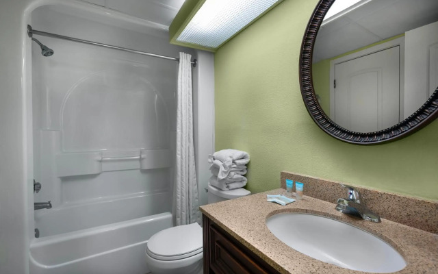 Monterey Bay Suites