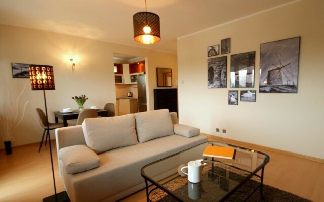 IRS ROYAL APARTMENTS Mlyniec