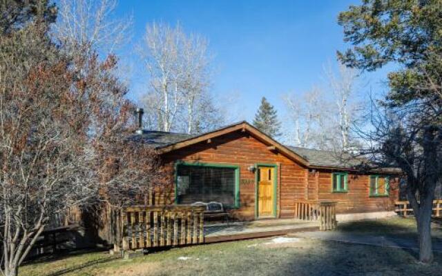 Creekside Cabin