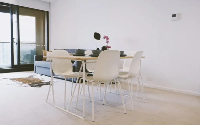 HFN Crown Southbank Riverside Apartment