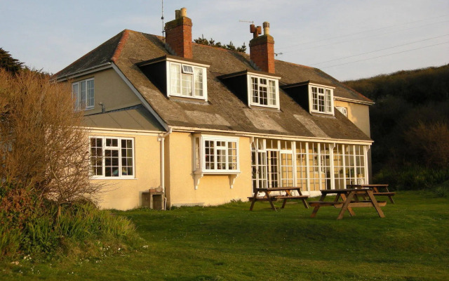 YHA Lands End Hostel