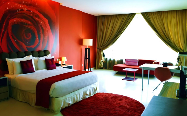 Mikie Holiday Resort